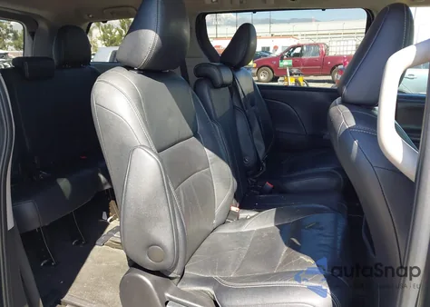 2015 Toyota Sienna Se 8 Passenger из США, поврежденный, VIN 5TDXK3DC7FS633034